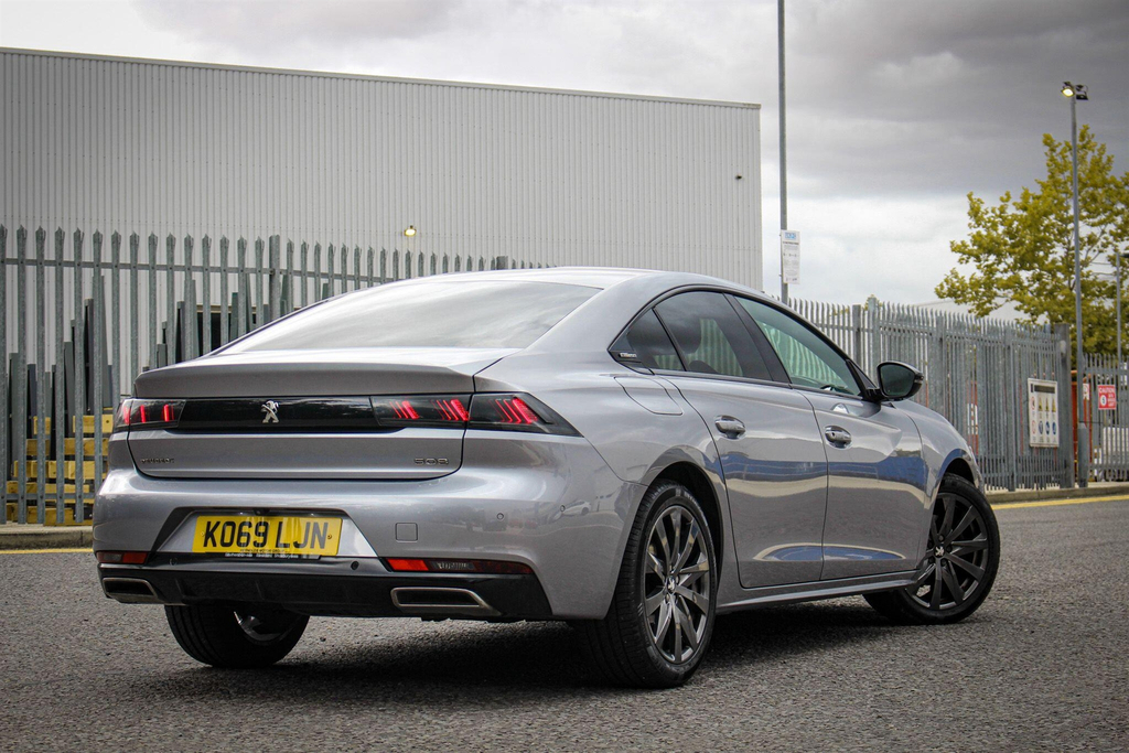 Peugeot 508 1.5 Bluehdi Gt Line Fastback Euro 6 Ss Grey #5