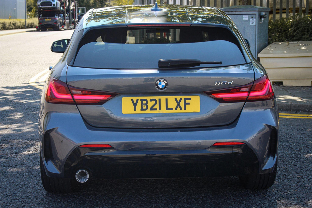 BMW 1 Series 1.5 116D M Sport Dct Euro 6 Ss Grey #4