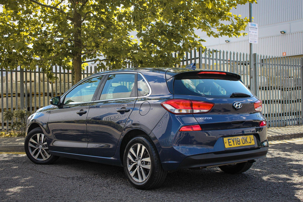 Hyundai I30 1.0 T-gdi Blue Drive Se Nav Euro 6 Ss EY18OKJ #4
