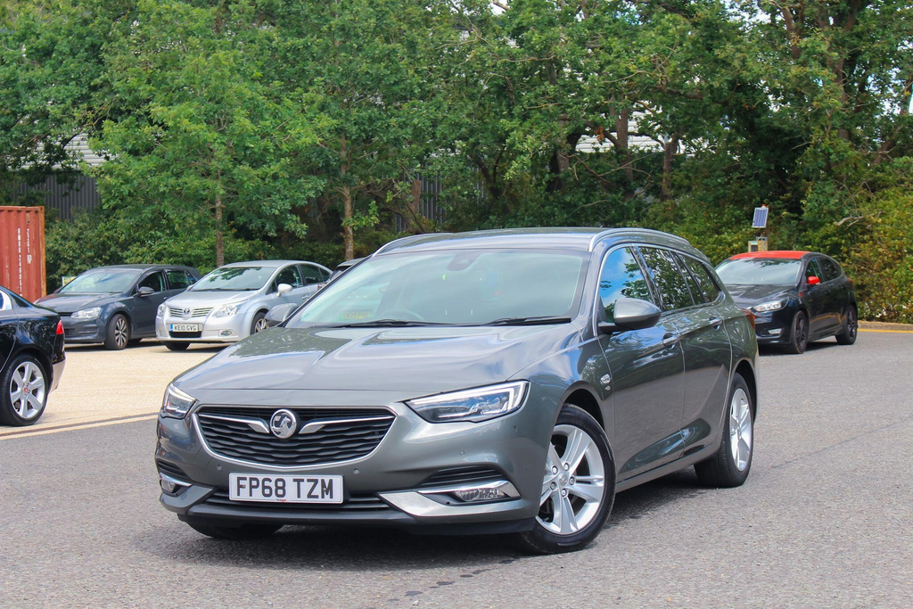 Vauxhall Insignia 1.6 Turbo D Blueinjection Elite Nav Sports Tourer #2