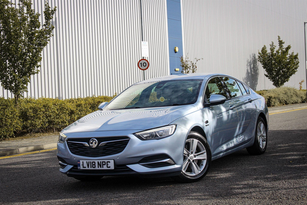 Vauxhall Insignia 2.0 Turbo D Blueinjection Tech Line Nav Grand Spor #3