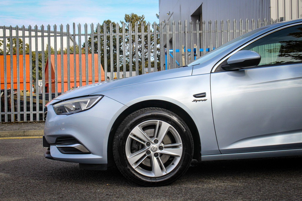 Vauxhall Insignia Gransport 1.5L Sri 163 Bhp White #20