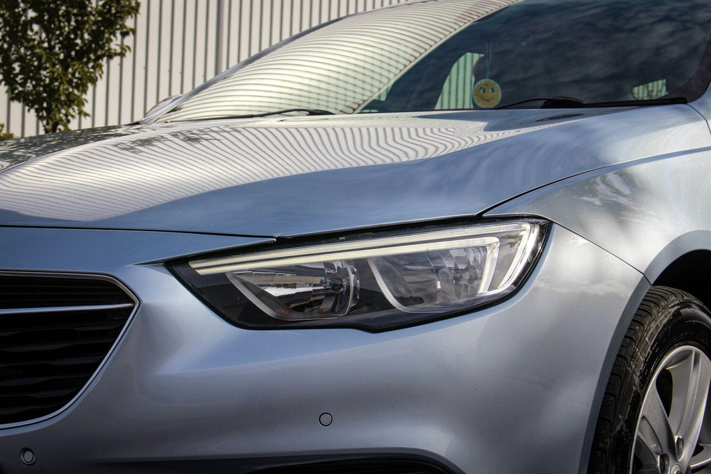 Vauxhall Insignia Gransport 1.5L Sri 163 Bhp White #16