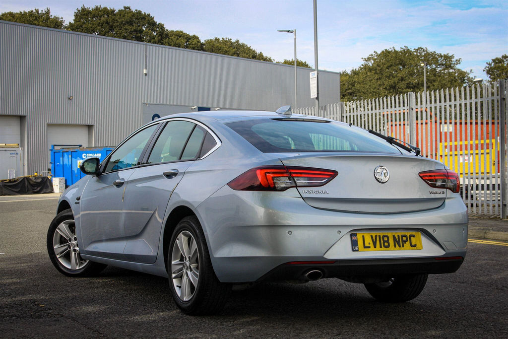 Vauxhall Insignia 2.0 Turbo D Blueinjection Tech Line Nav Grand Spor #5
