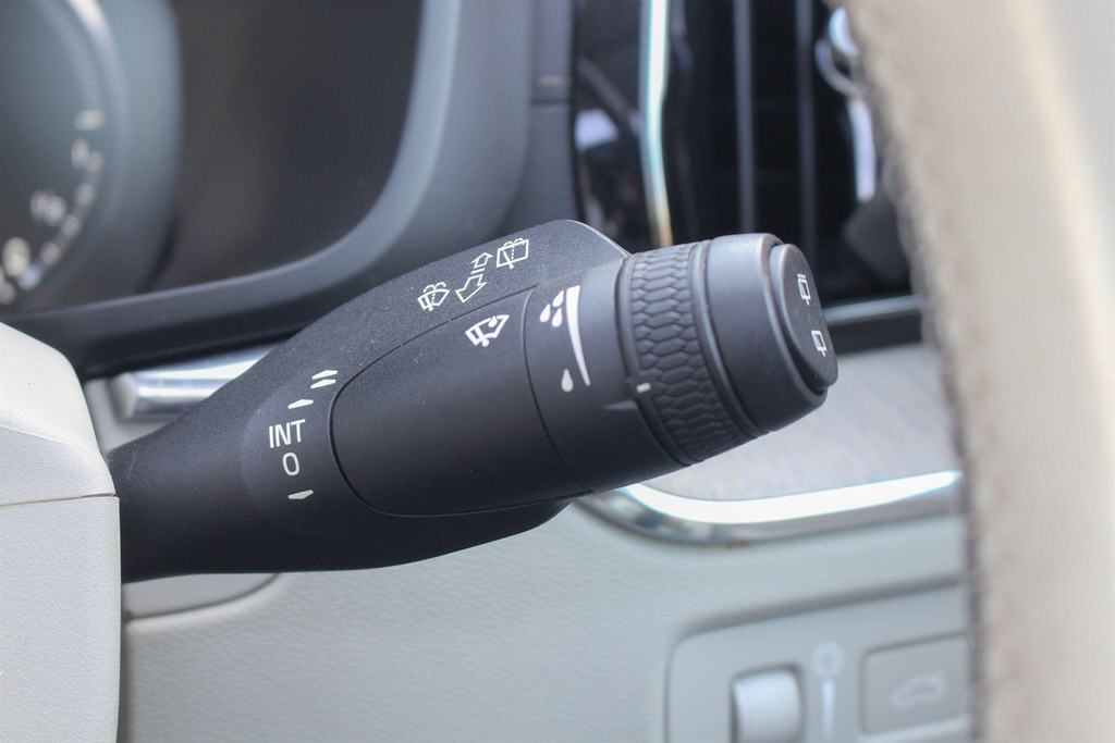 Volvo XC60 2.0 D4 Momentum Awd Geartronic Grey #52