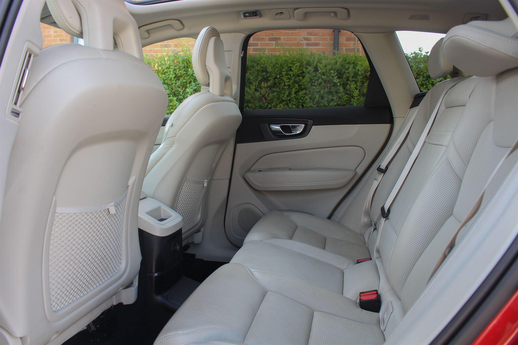 Volvo XC60 2.0 D4 Momentum Awd Geartronic Grey #41