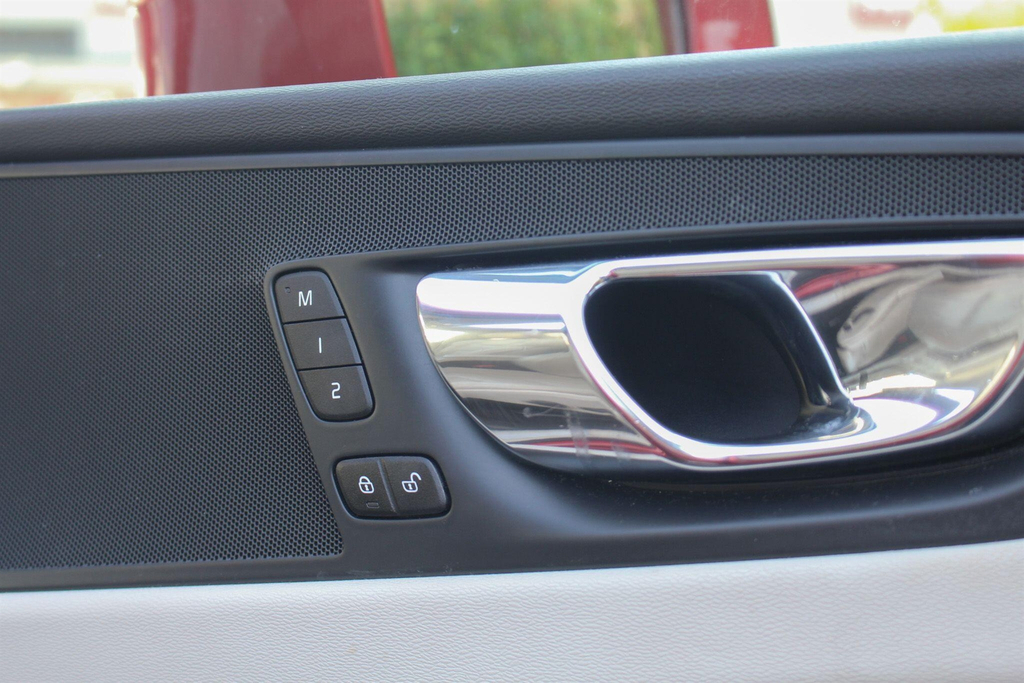 Volvo XC60 2.0 D4 Momentum Awd Geartronic Grey #48