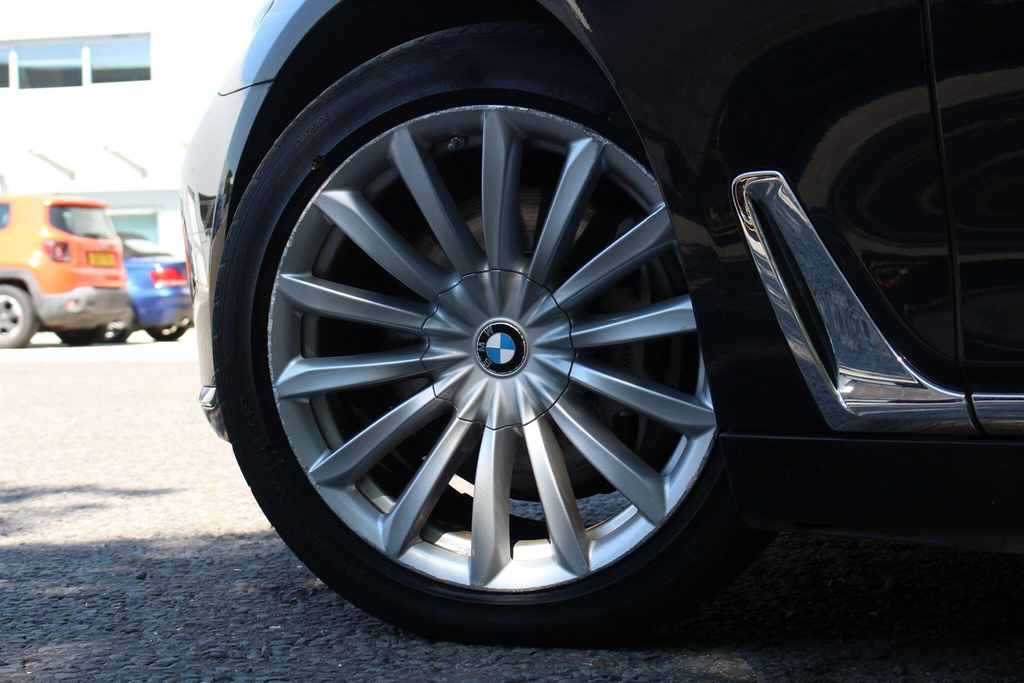 BMW 7 Series 3.0 Exclusive Xdrive Euro 6 Ss Black #4