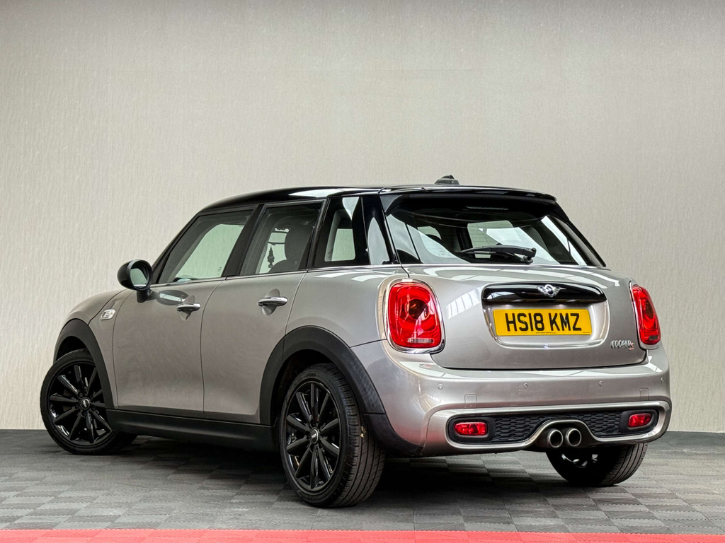Mini Hatch Cooper S Hatchback Euro 6 Ss HS18KMZ Silver #2