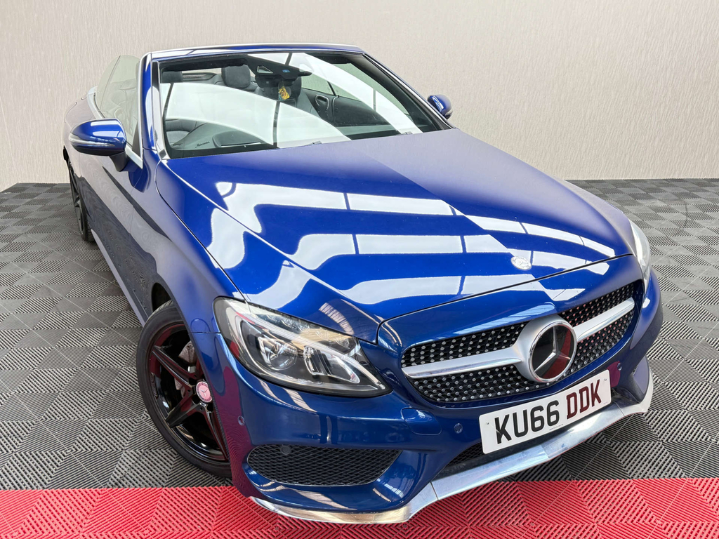 Mercedes-Benz C Class Amg Line Premium Plus Cabriolet G-tronic #4