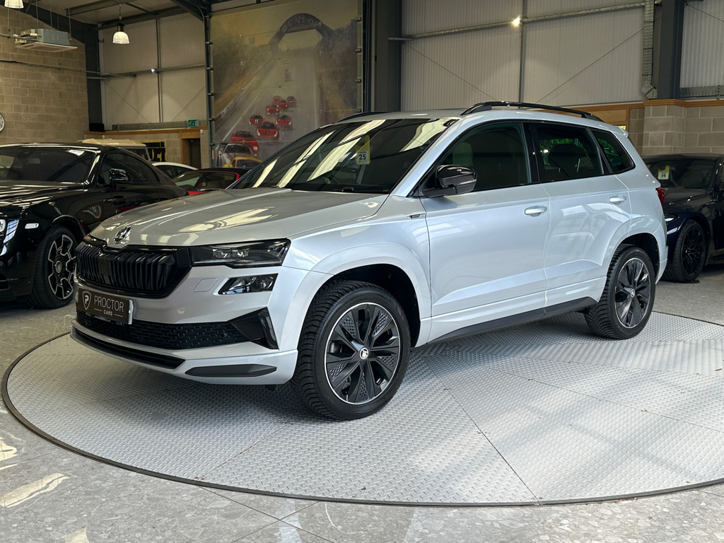 Skoda Karoq 2.0 Tdi Sportline Dsg 4Wd Euro 6 Ss NV22BWZ Silver