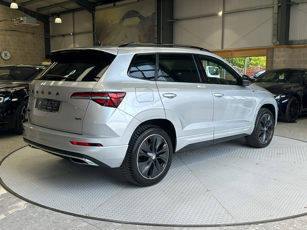 Skoda Karoq 2.0 Tdi Sportline Dsg 4Wd Euro 6 Ss NV22BWZ Silver #5