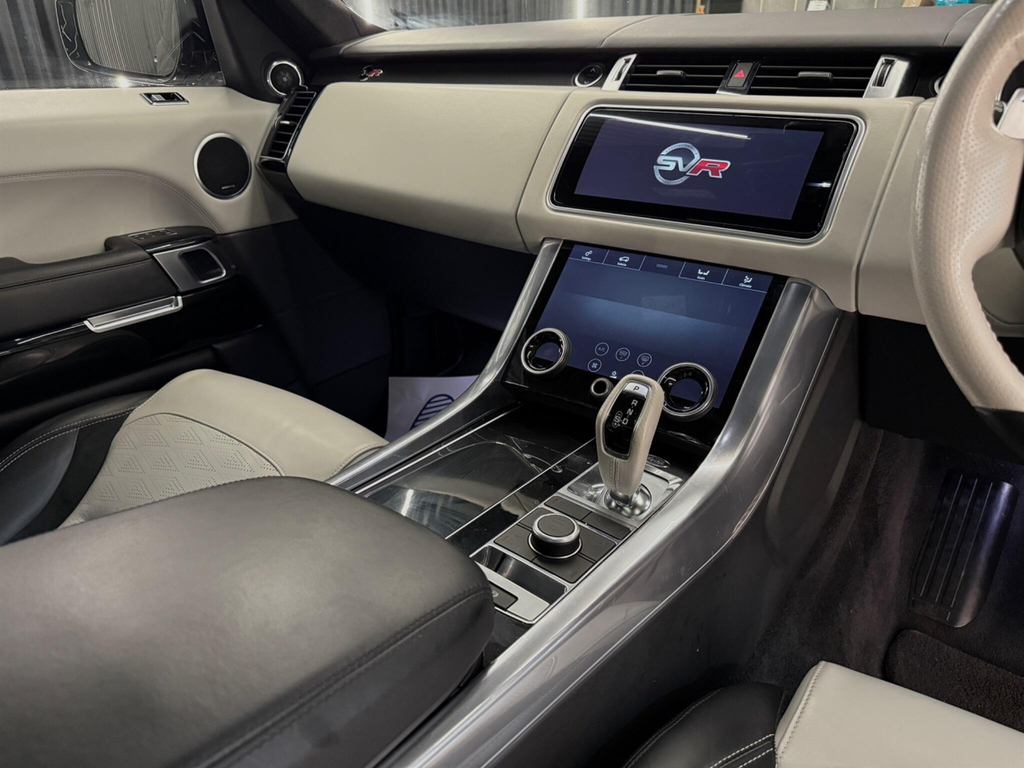 Land Rover Range Rover Sport 2018 2.0L Sd4 Hse 238 Bhp Blue #29