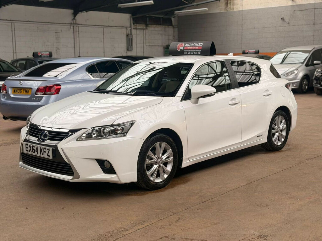 Lexus CT 1.8 Advance Cvt Hatchback White