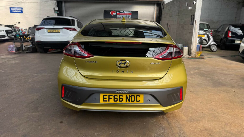 Hyundai Ioniq 88Kw Premium Se 28Kwh Hatchback Yellow #6