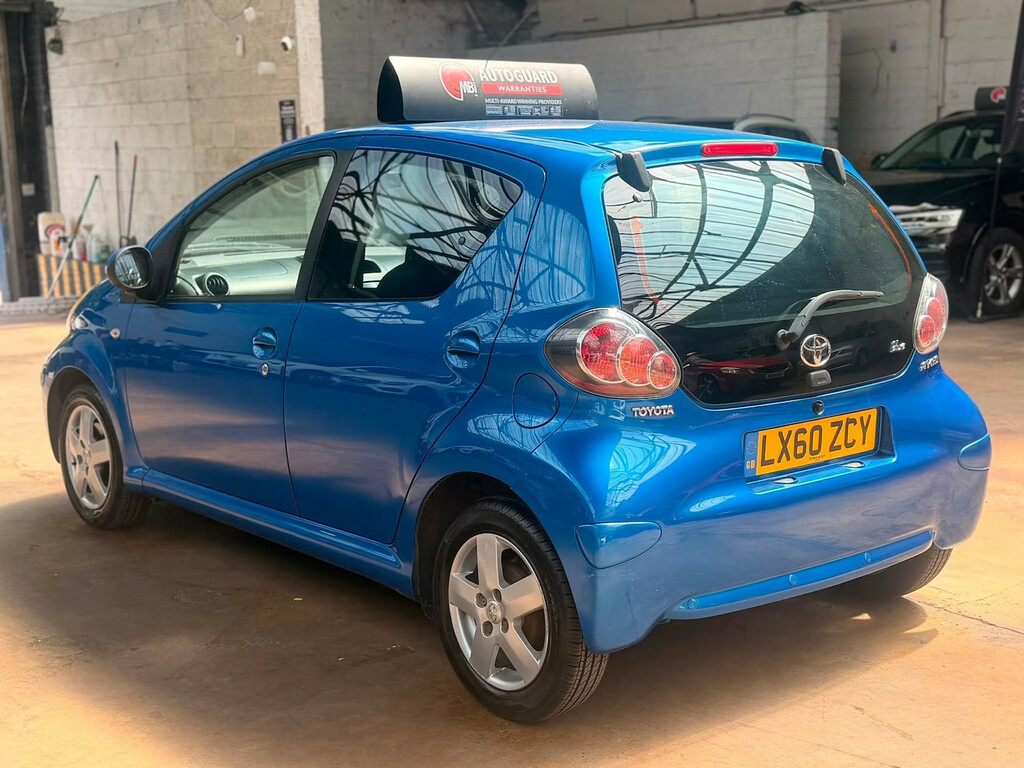 Toyota Aygo 1.0 Vvt-i Blue Mmt Hatchback Blue #6