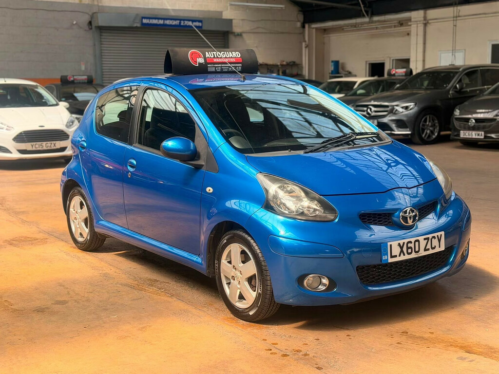 Toyota Aygo 1.0 Vvt-i Blue Mmt Hatchback Blue