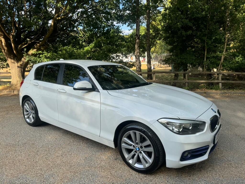 BMW 1 Series Sport White #2