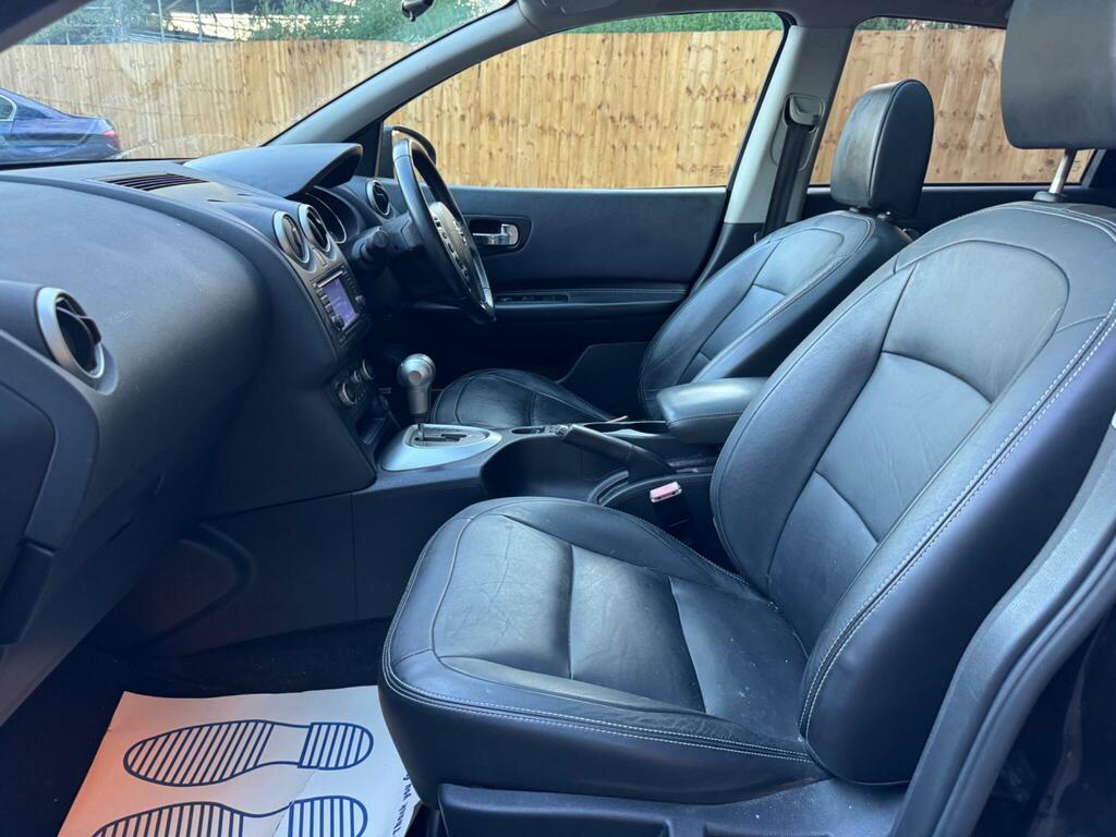Nissan Qashqai Petrol Black #17