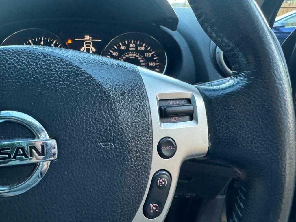 Nissan Qashqai Petrol Black #27