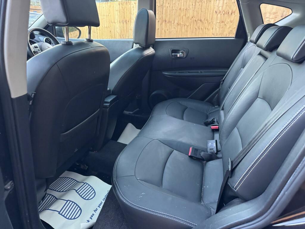 Nissan Qashqai Petrol Black #21