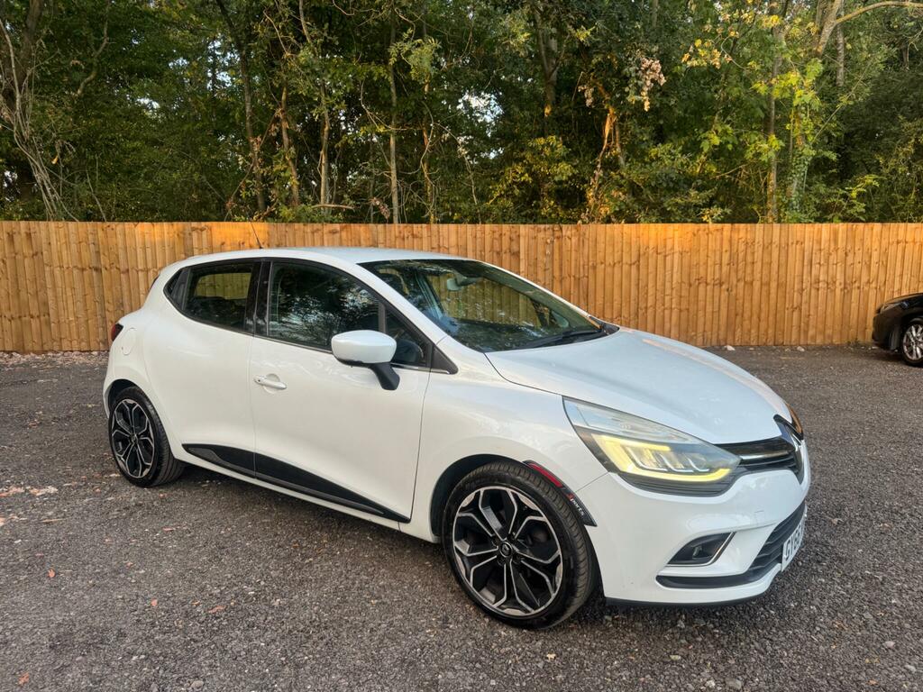 Renault Clio Dynamique S Nav White #2