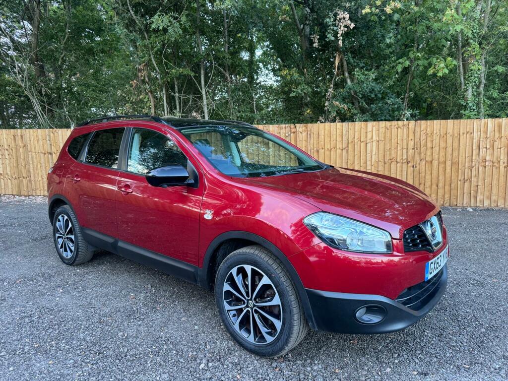 Nissan Qashqai+2 360 Red #2