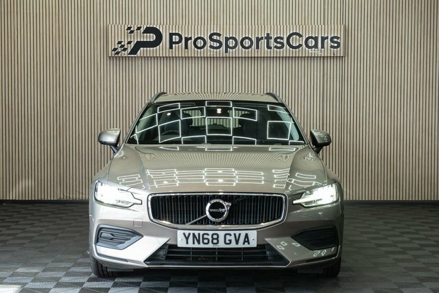 Volvo V60 2.0 D4 Momentum Estate Euro 6 S S YN68GVA Grey #3