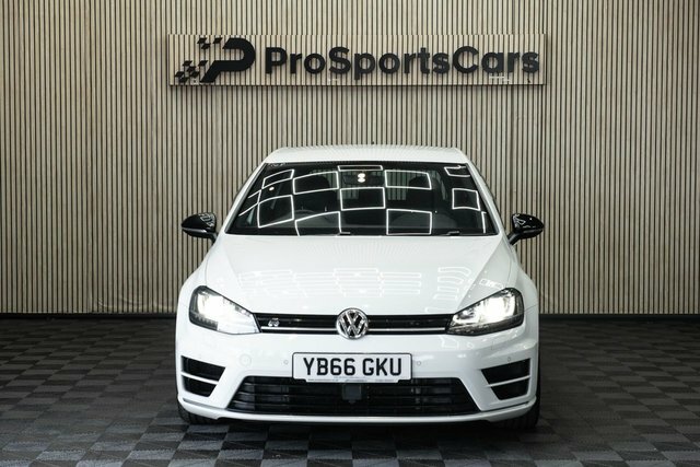 Volkswagen Golf 2.0 Tsi Bluemotion Tech R Hatchback Man White #3