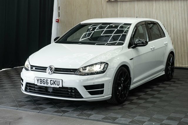 Volkswagen Golf 2.0 Tsi Bluemotion Tech R Hatchback Man White #4