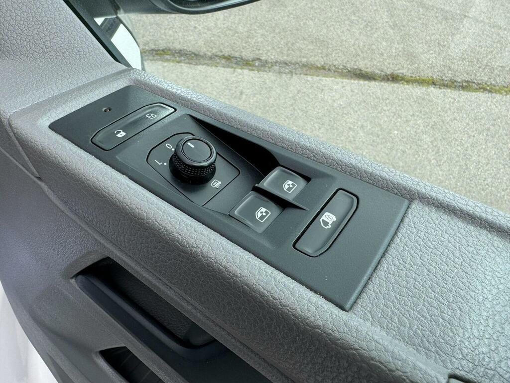 Volkswagen Transporter T28 Tdi Pv Highline Silver #15