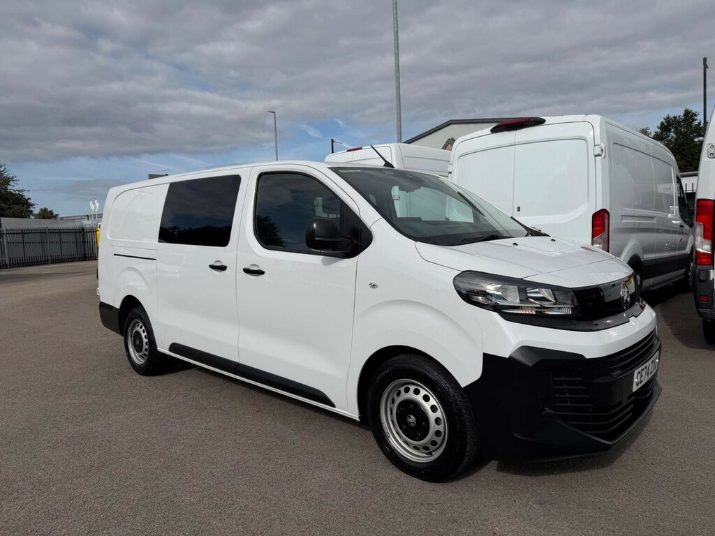 Vauxhall Vivaro 2.0 Turbo D Prime XL Crew Van Lwb Euro 6 6Dr White