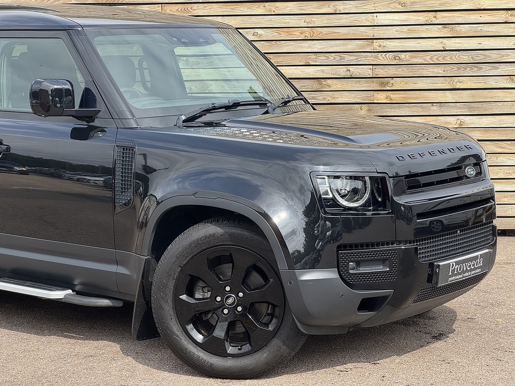 Land Rover Defender 110 202121 P300 Hse 7 Seater Pan Roof WIG3074 Black #5