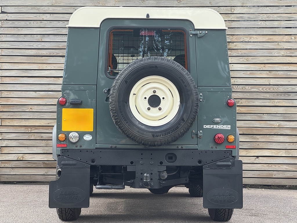 Land Rover Defender 90 Defender 90 Hard Top Td White #27