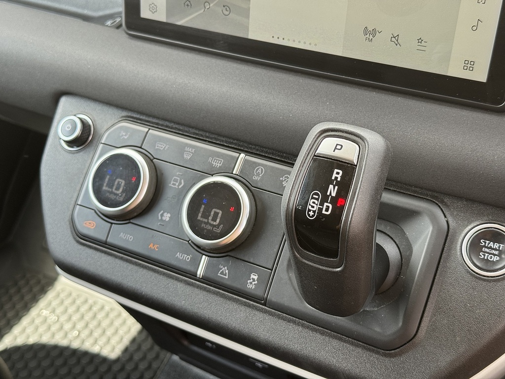Land Rover Defender 110 P400e 110 X-dynamic Hse Grey #30