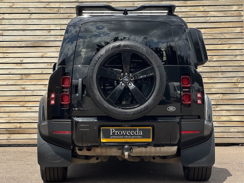 Land Rover Defender 110 P400e 110 X-dynamic Hse Grey #38