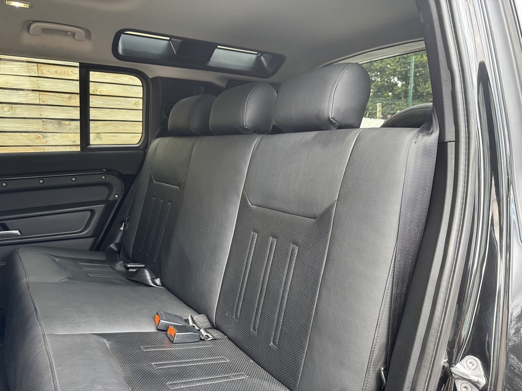 Land Rover Defender 110 P400e 110 X-dynamic Hse Grey #36