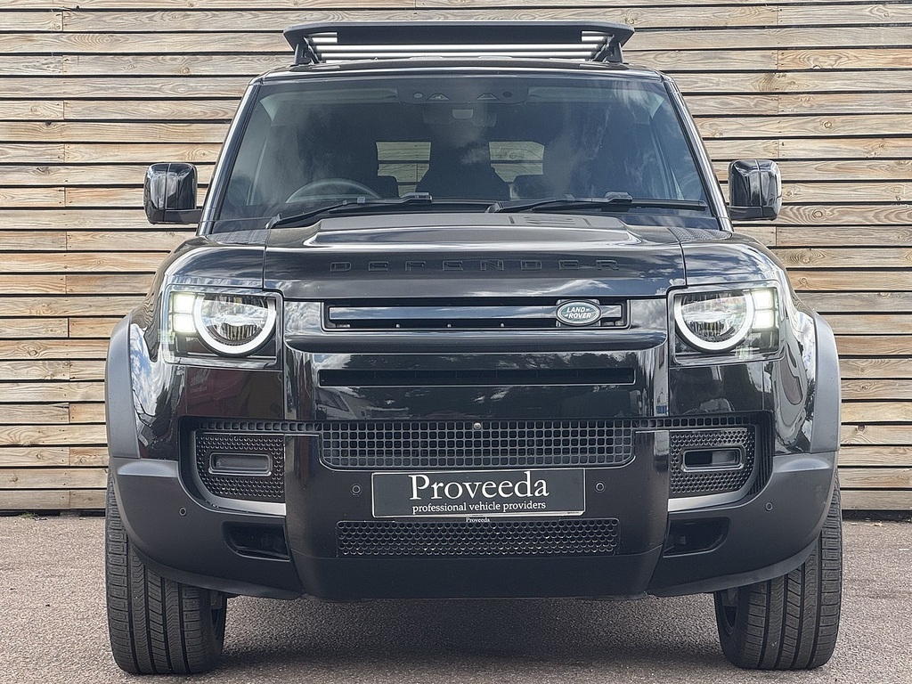Land Rover Defender 110 P400e 110 X-dynamic Hse Grey #14