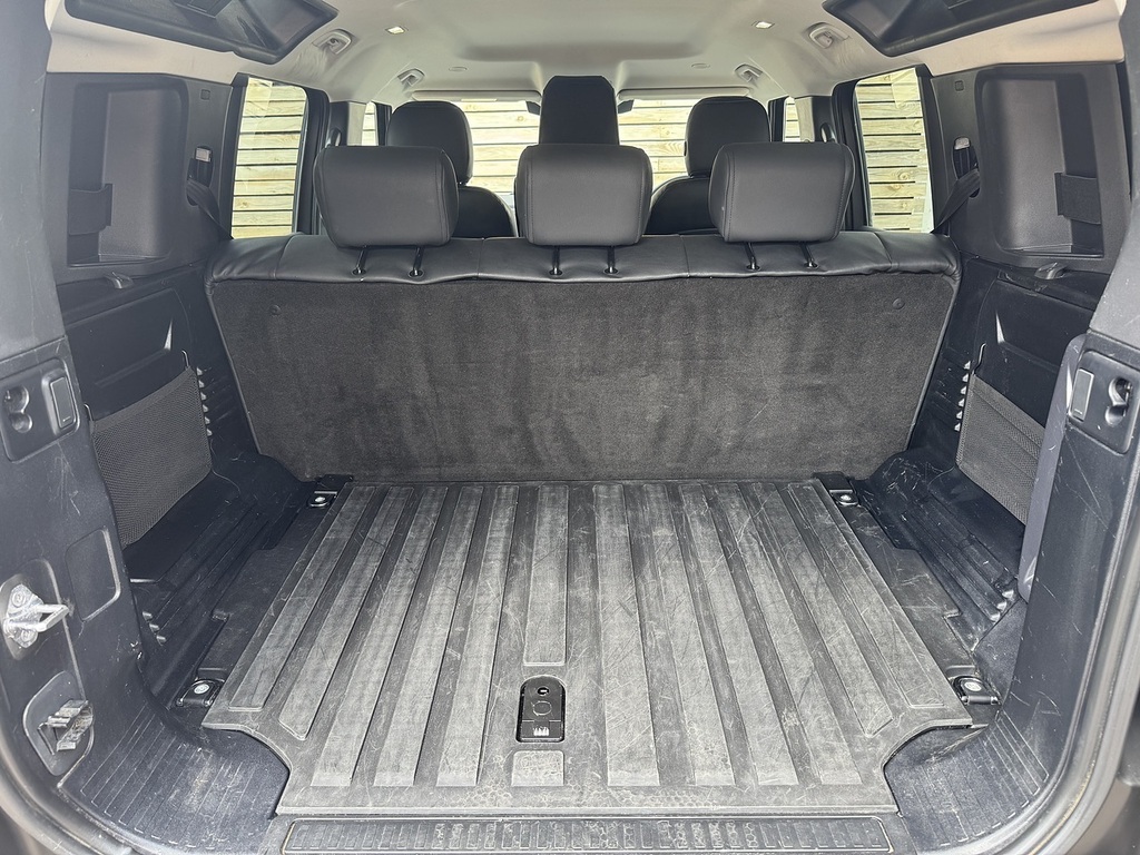 Land Rover Defender 110 P400e 110 X-dynamic Hse Grey #37