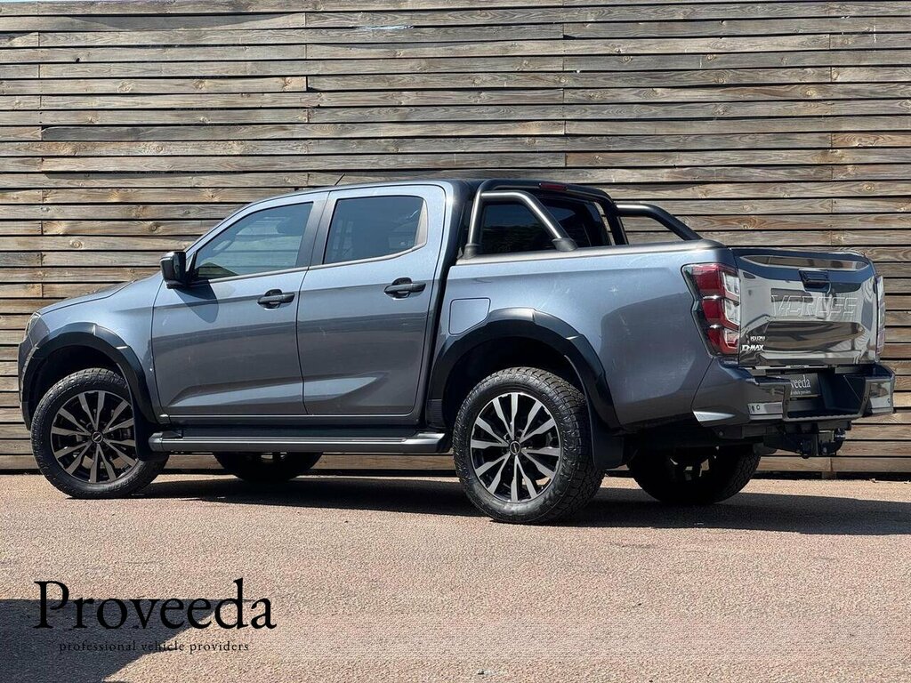 Isuzu D-Max V-cross Dcb AY75UAM Grey #3