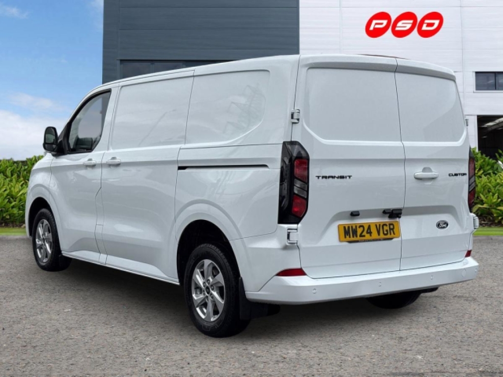 Ford Transit Custom 2.0 300 Ecoblue Limited Panel Van White #5