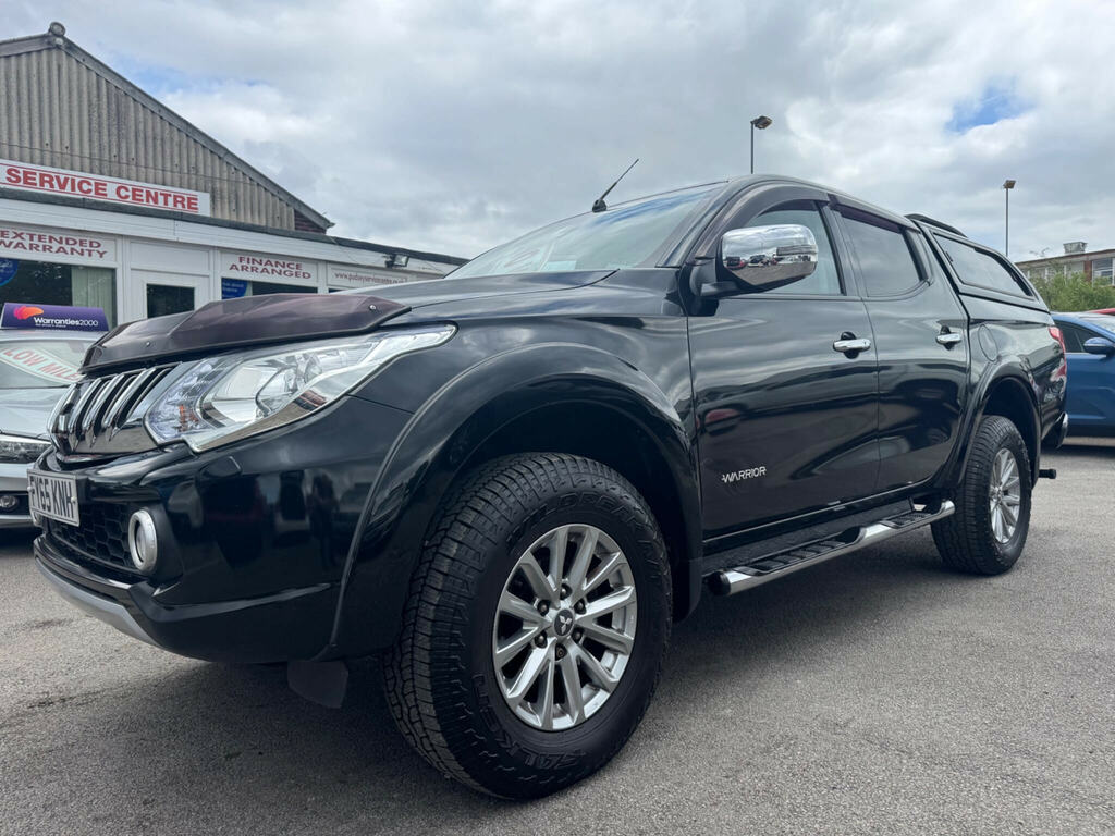 Mitsubishi L200 2.4 Di-d Dc Warrior 4Wd Euro 5 FY65KNH Black