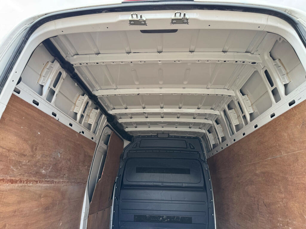Volkswagen Crafter Cr35 Tdi 109 Lwb 3 Seat Double Cab Alloy Dropside White #16