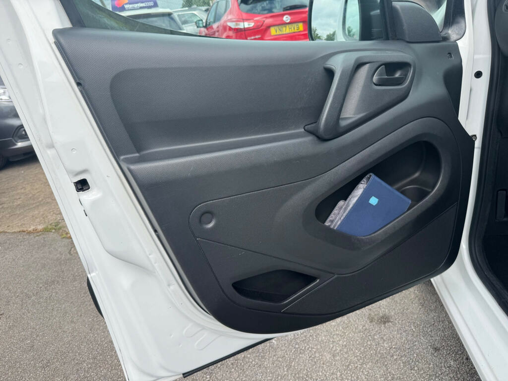 Peugeot Partner Hdi S L2 750 Red #13