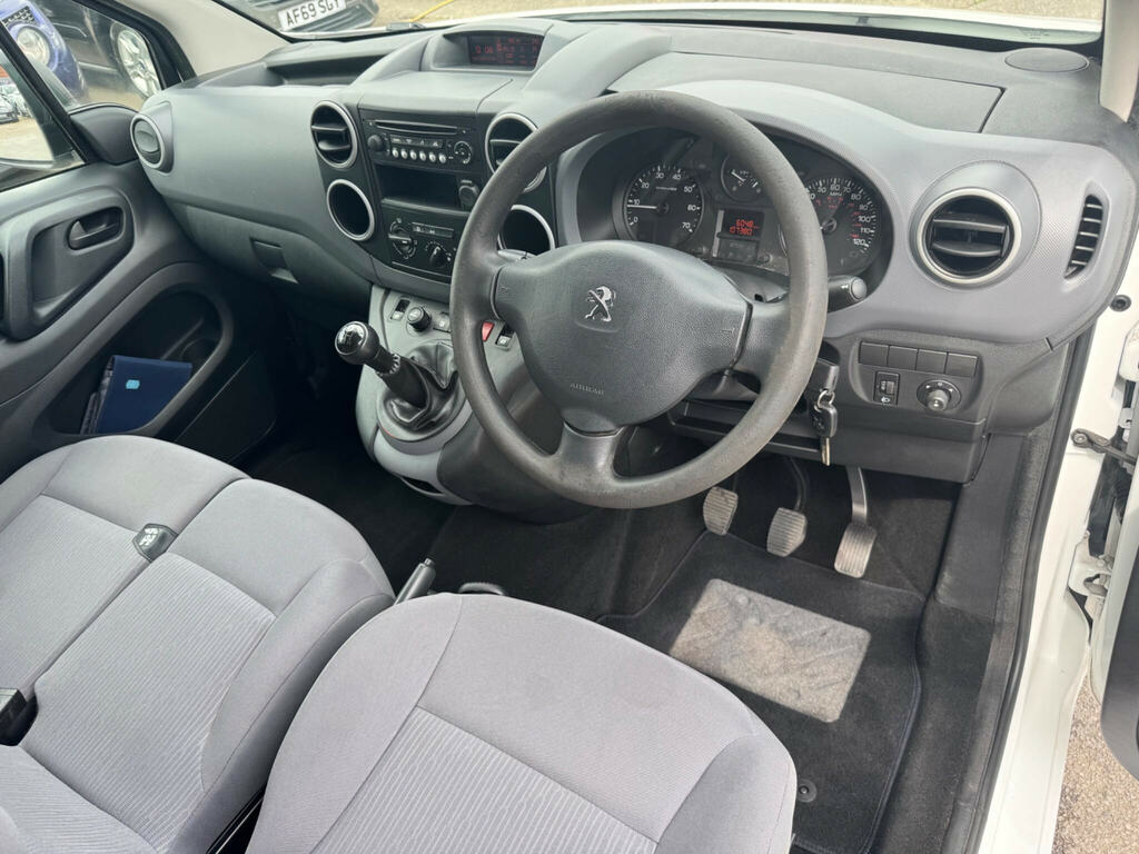 Peugeot Partner Hdi S L2 750 Red #9