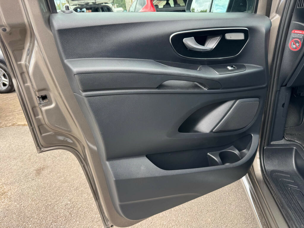 Mercedes-Benz Vito 1.6 109 White #20