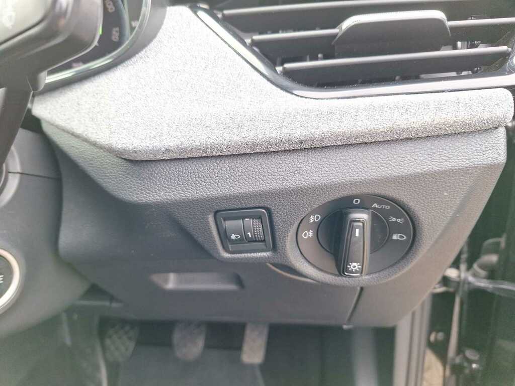 Skoda Kamiq Se Edition Blue #10