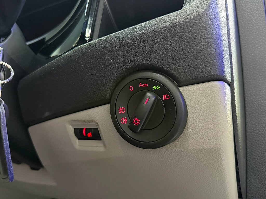 Volkswagen Transporter Sportline Transporter T32 Highline Tdi Bluemotion Technology Blue #31