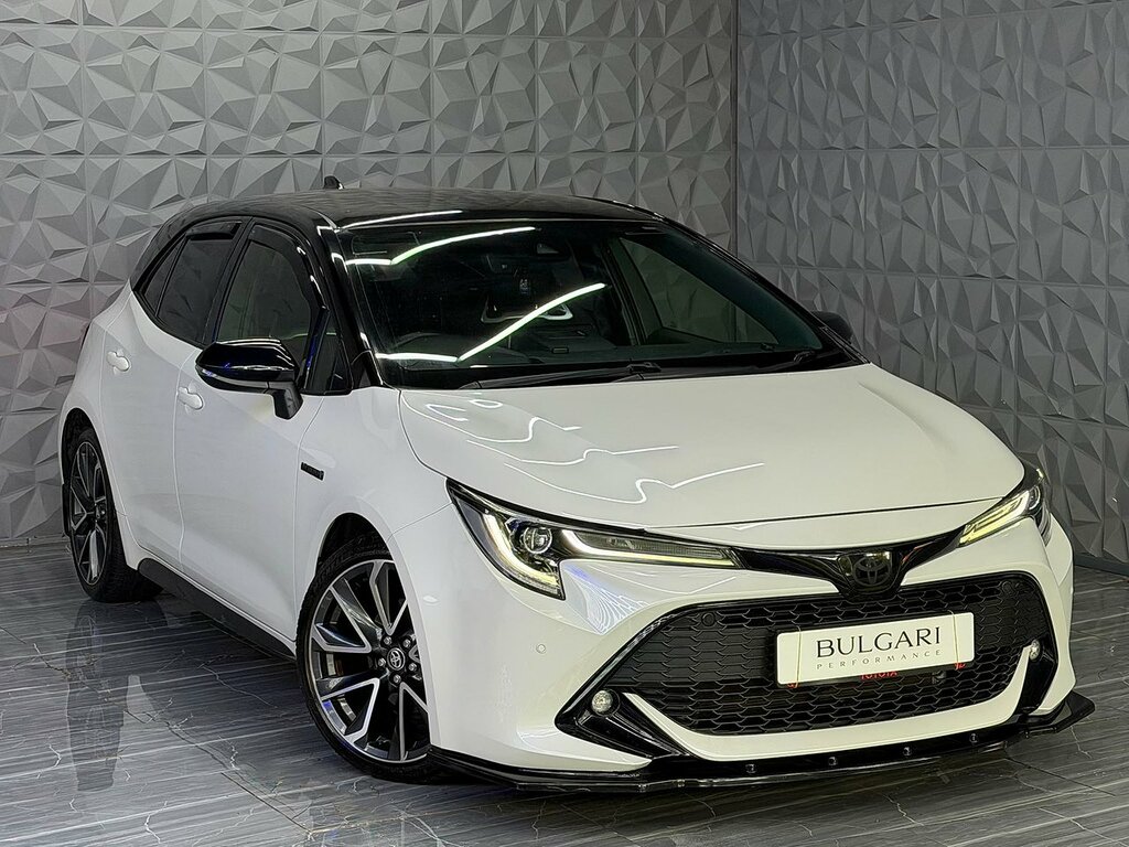 Toyota Corolla Top Spec Pearl White Hud U969 White #6