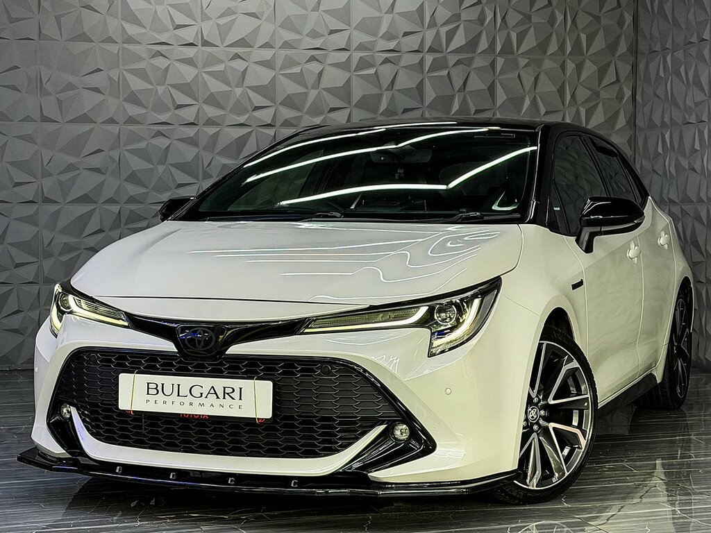 Toyota Corolla Top Spec Pearl White Hud U969 White